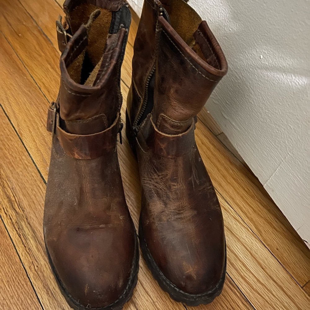 STEVE MADDEN BOOTS